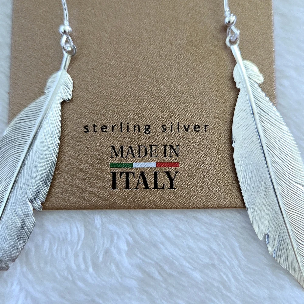 Mia Fiore Textured Silver🤍 Feather🪶 Earrings - Picture 8 of 16